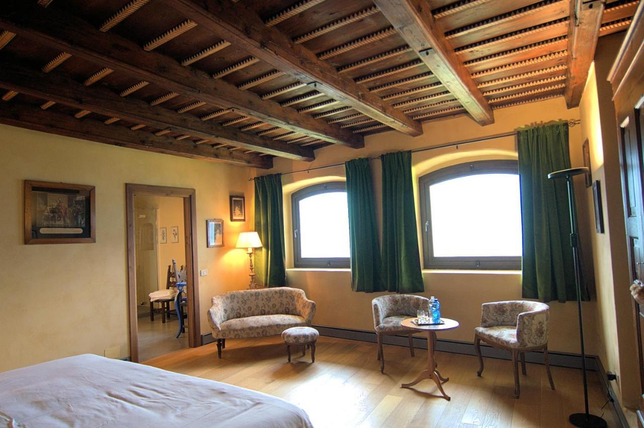 Palazzo Juvalta Bed and Breakfast Teglio Buitenkant foto